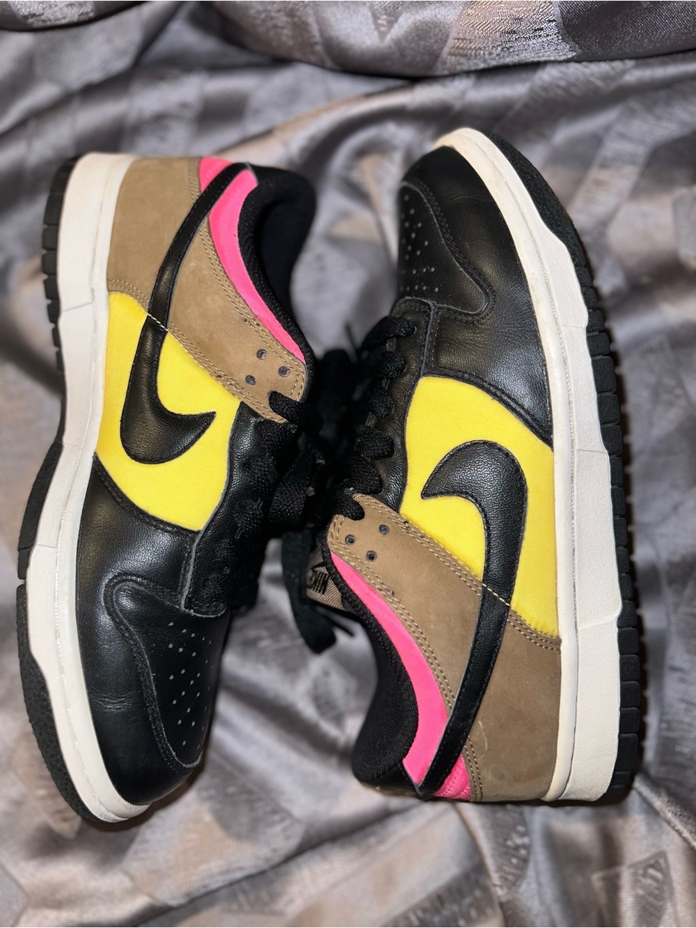 Nike Dunk Low Black Walnut Ozone Pink Yellow Women’s Size 8 Vintage 2007